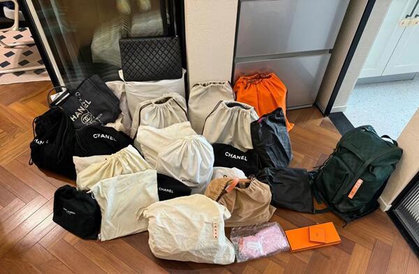 临潼区回收奢侈品衣服.jpg
